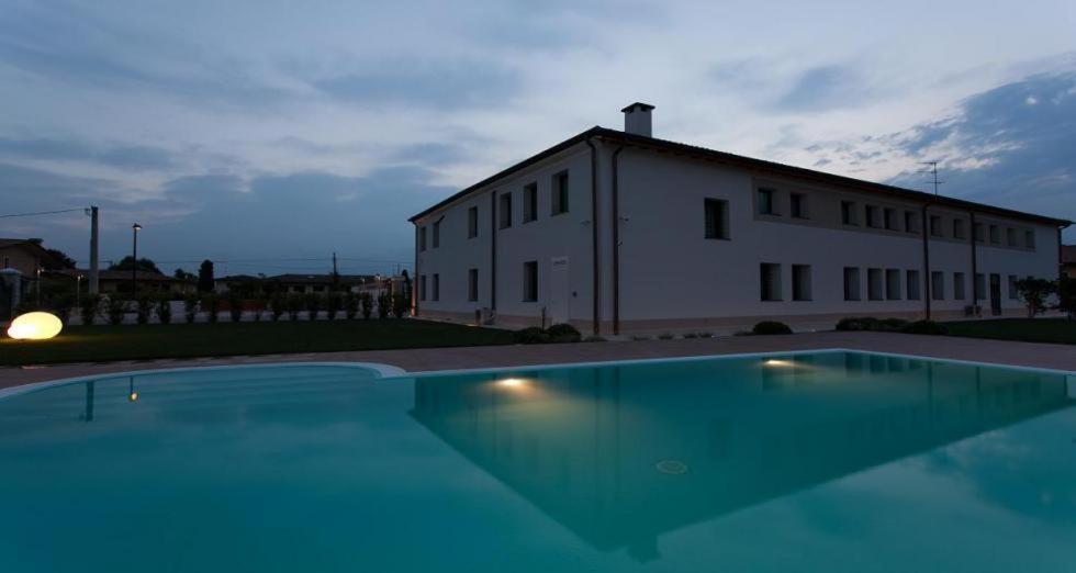 Villa Solaris Hotel & Residence Tezze sul Brenta ภายนอก รูปภาพ