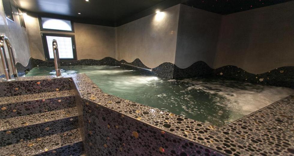 Villa Solaris Hotel & Residence Tezze sul Brenta ภายนอก รูปภาพ