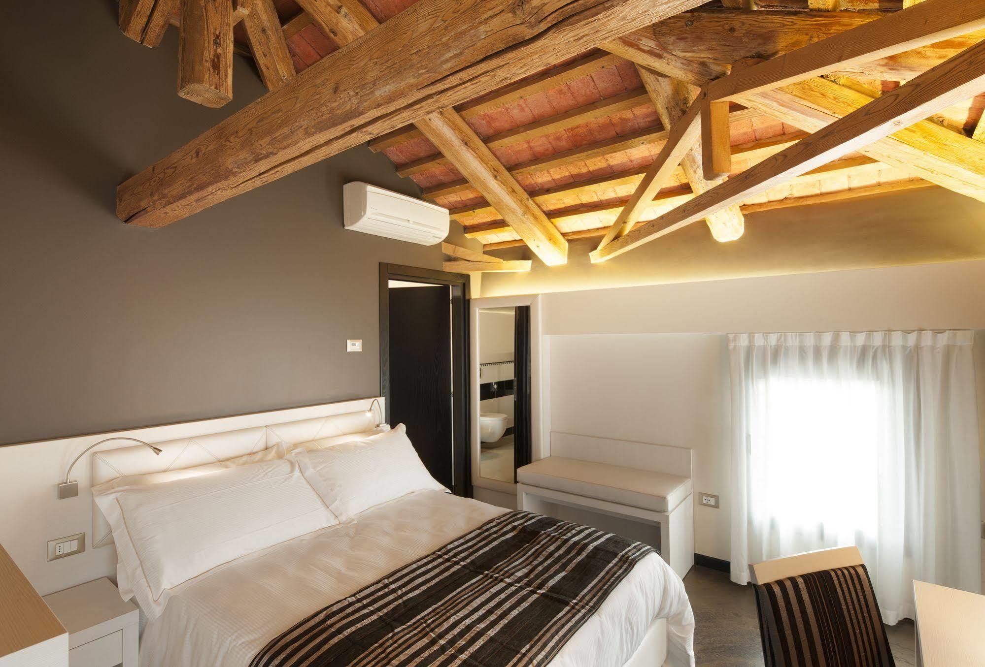 Villa Solaris Hotel & Residence Tezze sul Brenta ภายนอก รูปภาพ