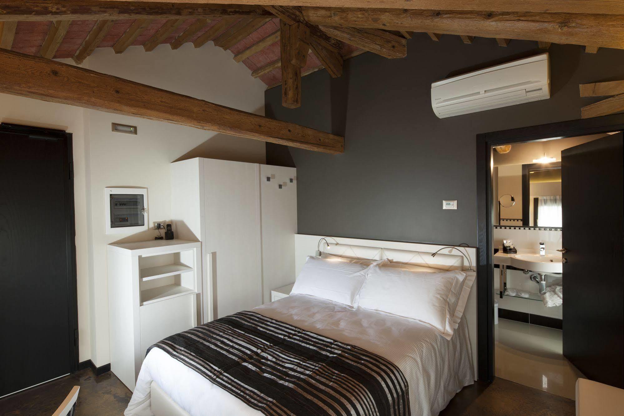 Villa Solaris Hotel & Residence Tezze sul Brenta ภายนอก รูปภาพ